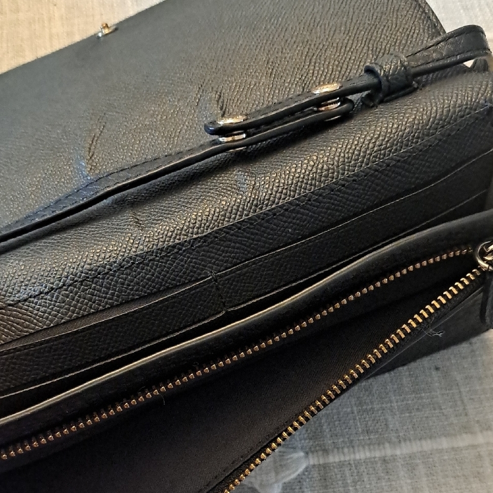 Coach Legacy Crossbody Bag F30256 Black Pebbled Leather Gold Hardware - Picture 9 of 9